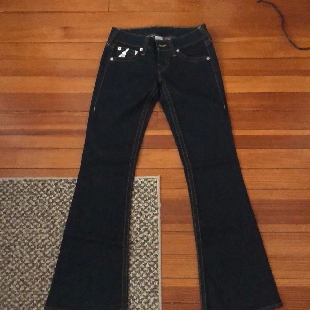 Women’s size 28 true religion jeans 👖